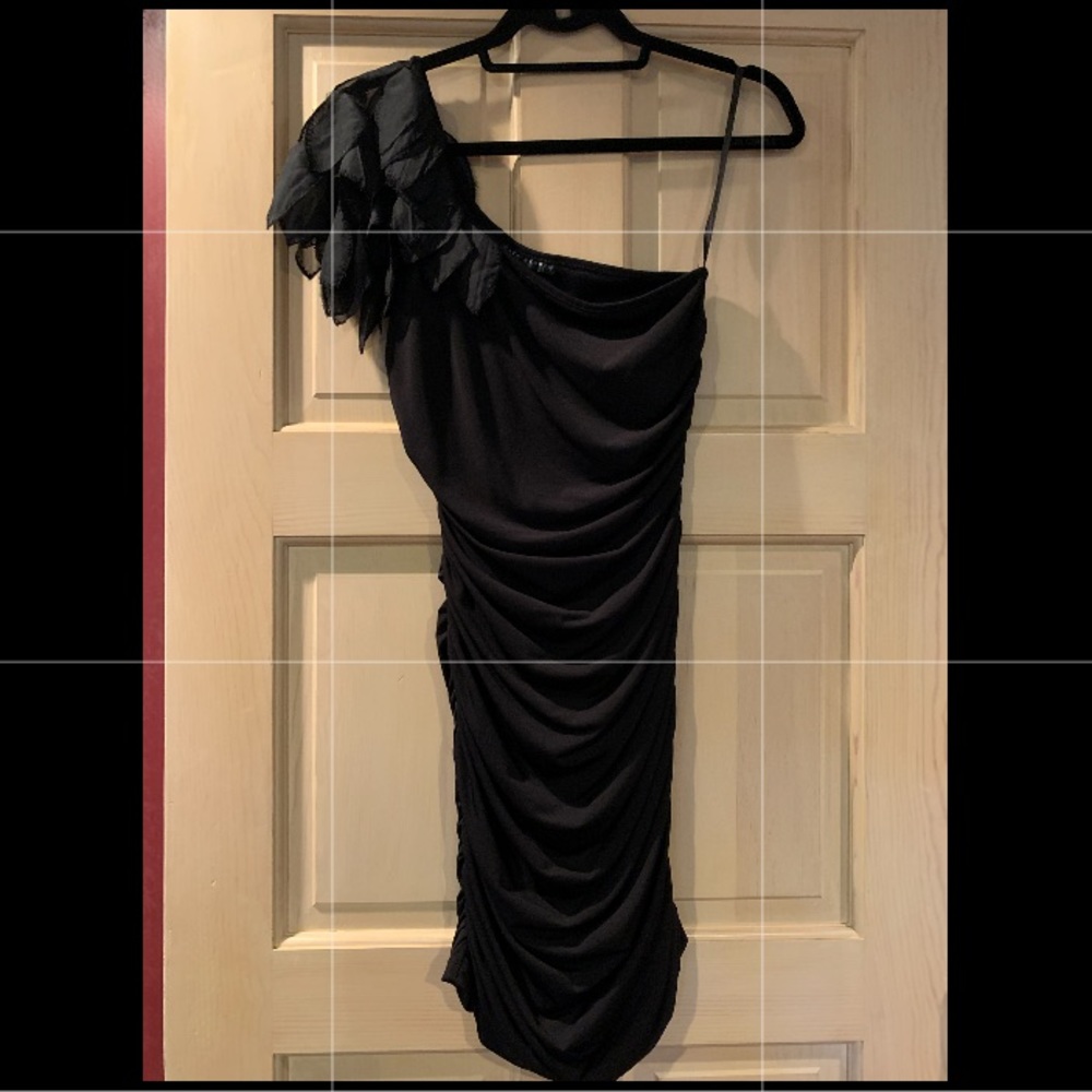 Black one shouldered formal dress size medium juniors body con